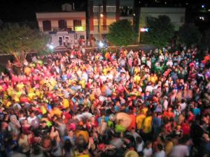 Carnaval Nova Araçá 2004 — Nova Araçá 2004 · foto 4